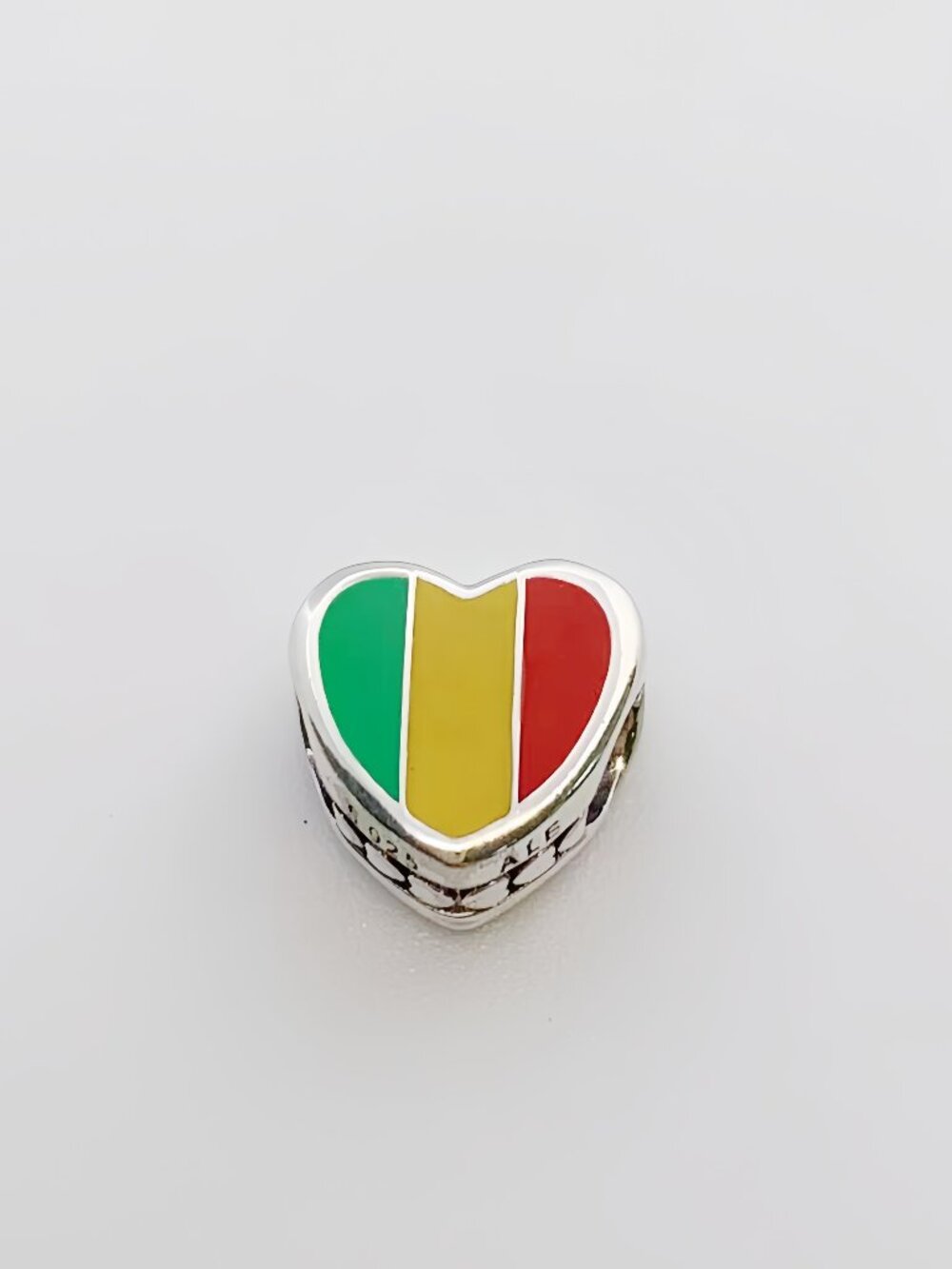 Pandora Maii Flag Heart Charm